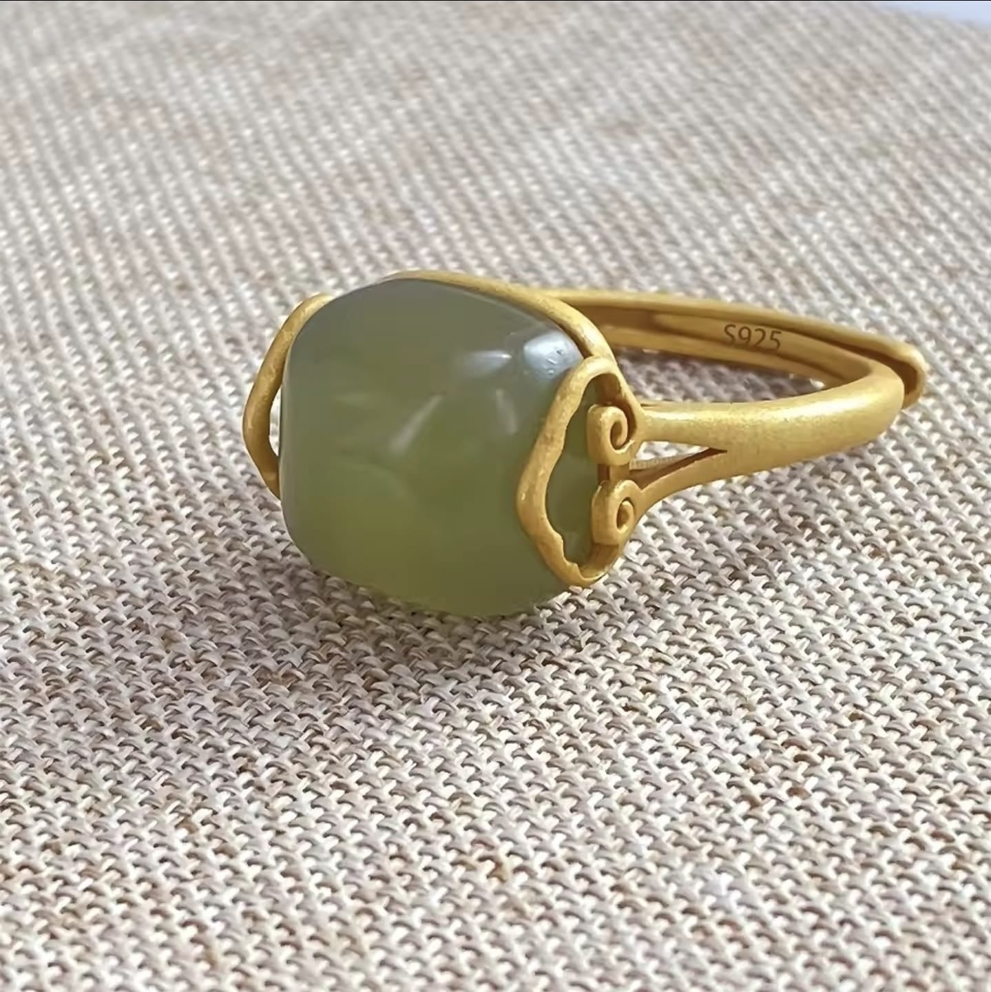 ERTH Royal Collection - مجموعة إرث الملكية